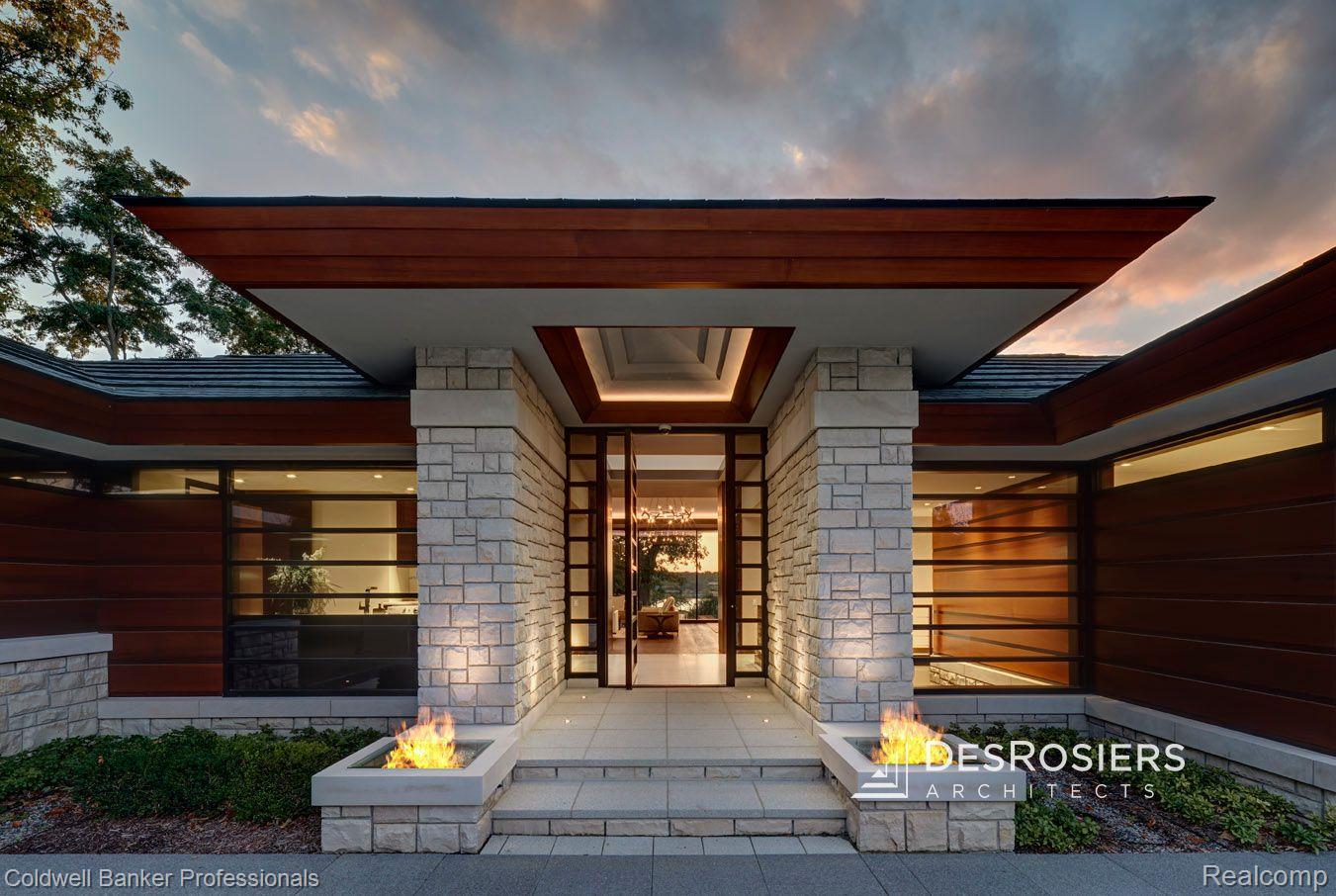Listing images