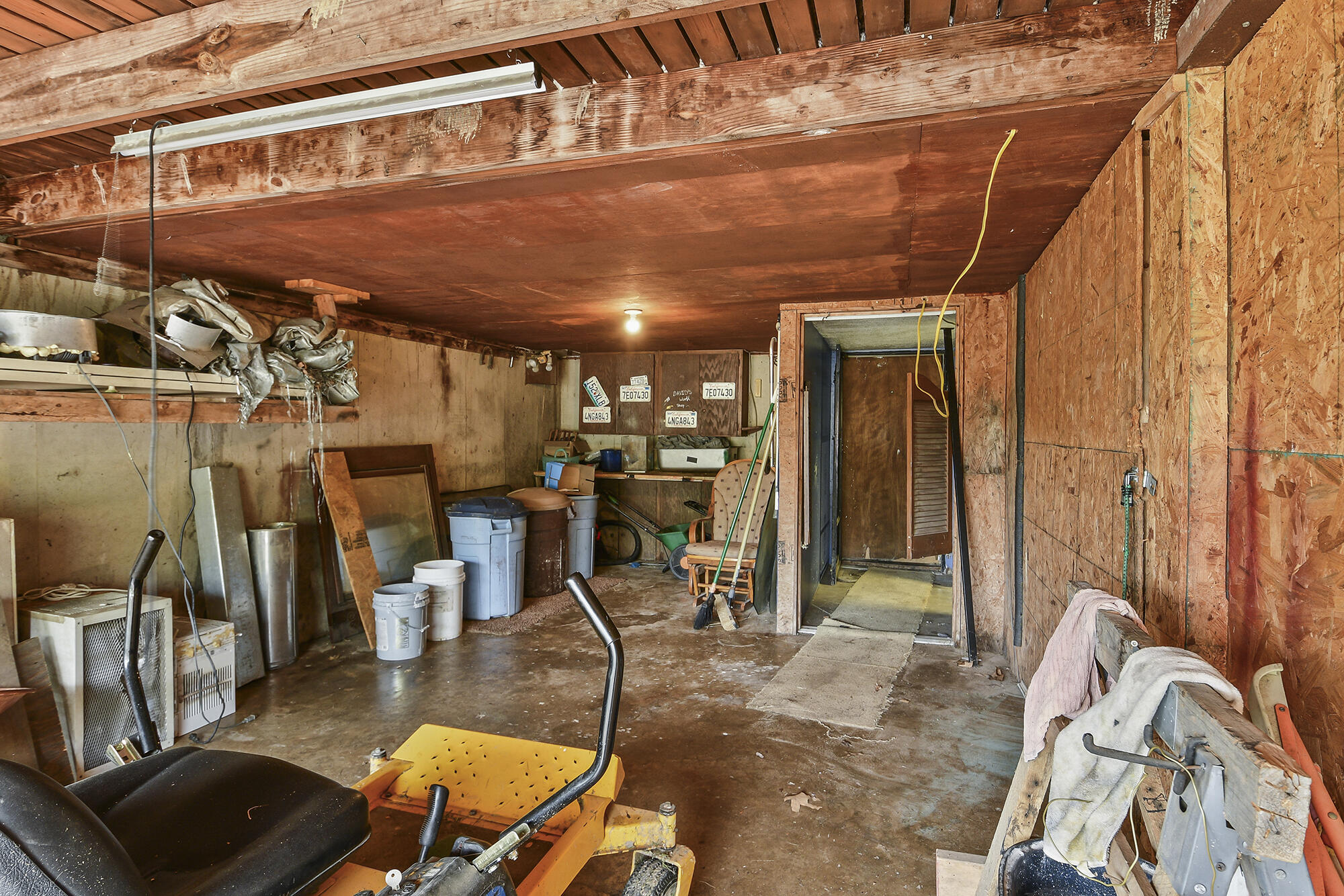 Listing images
