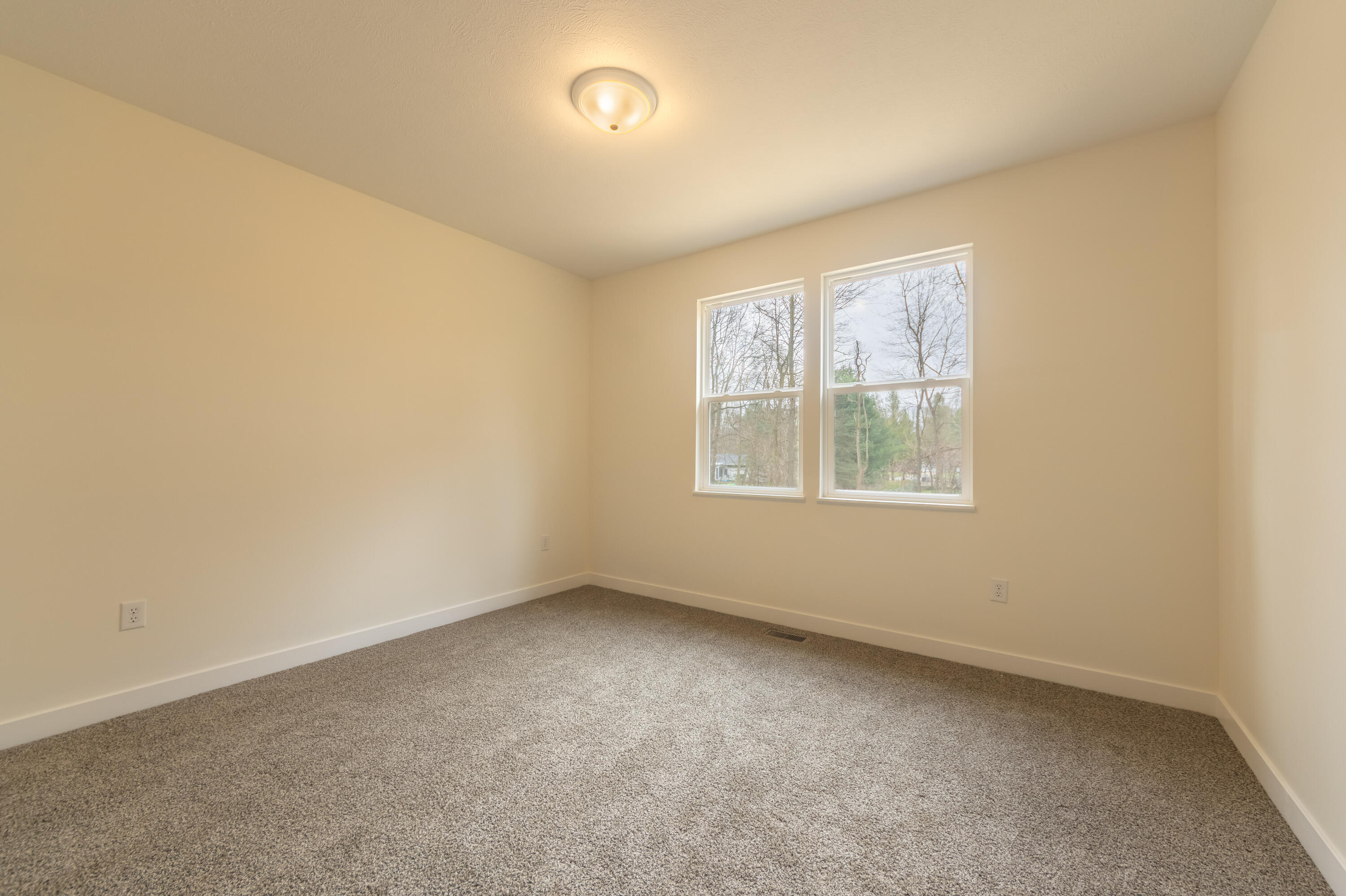 Listing images