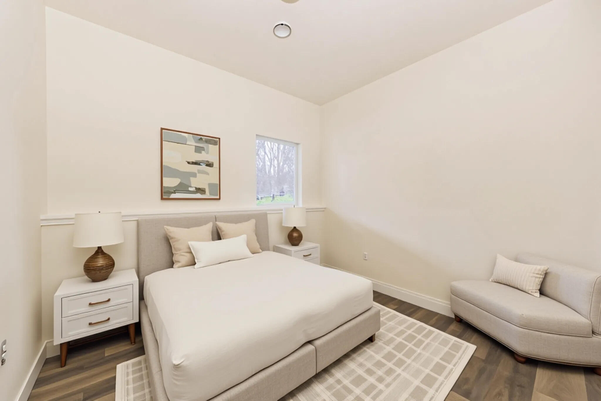 Listing images