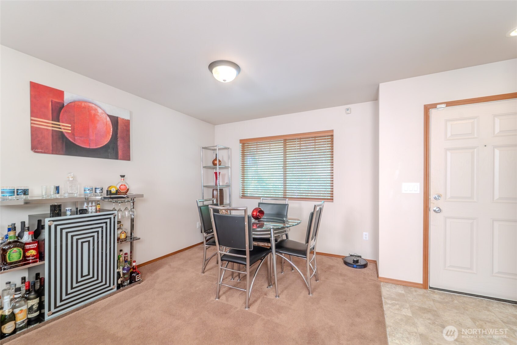 Listing images