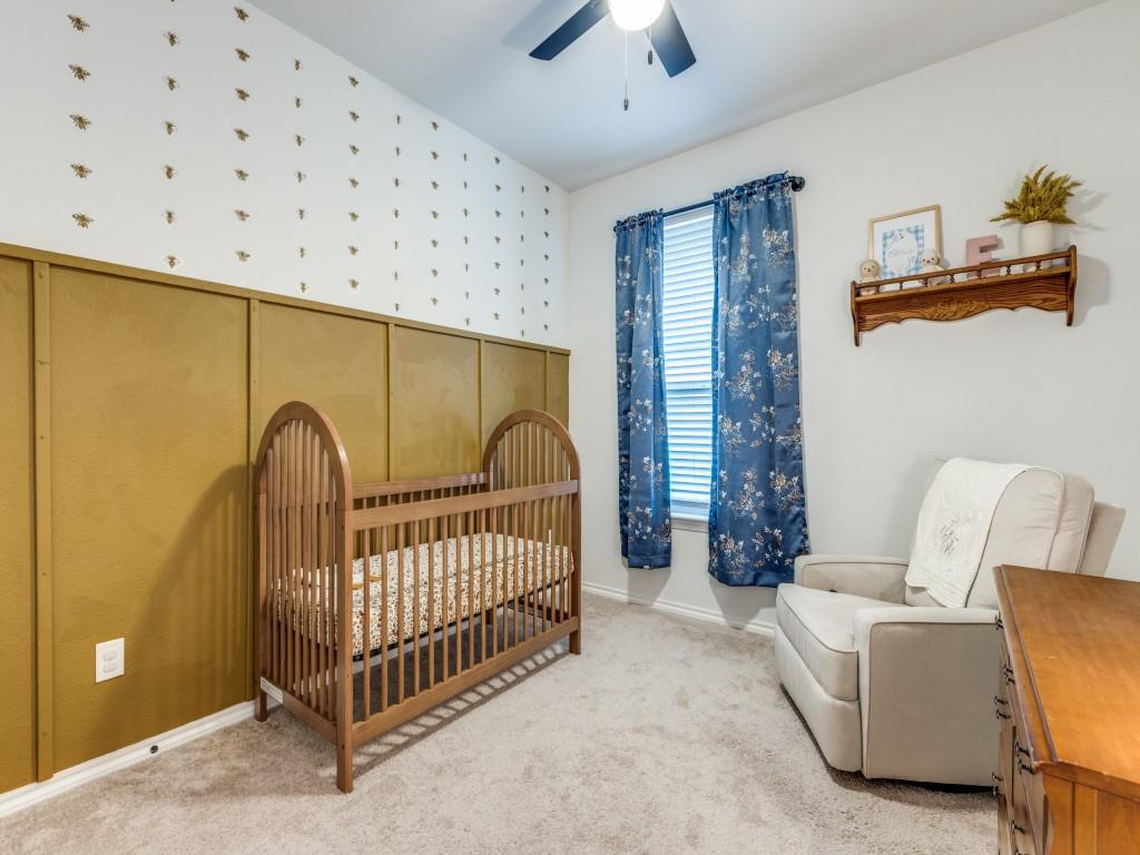 Listing images