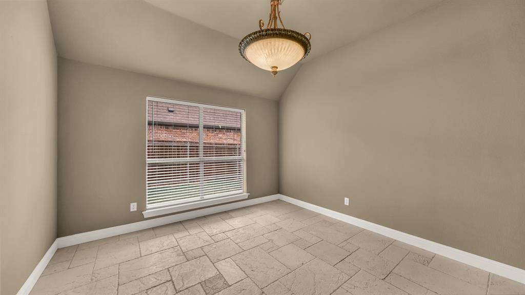 Listing images
