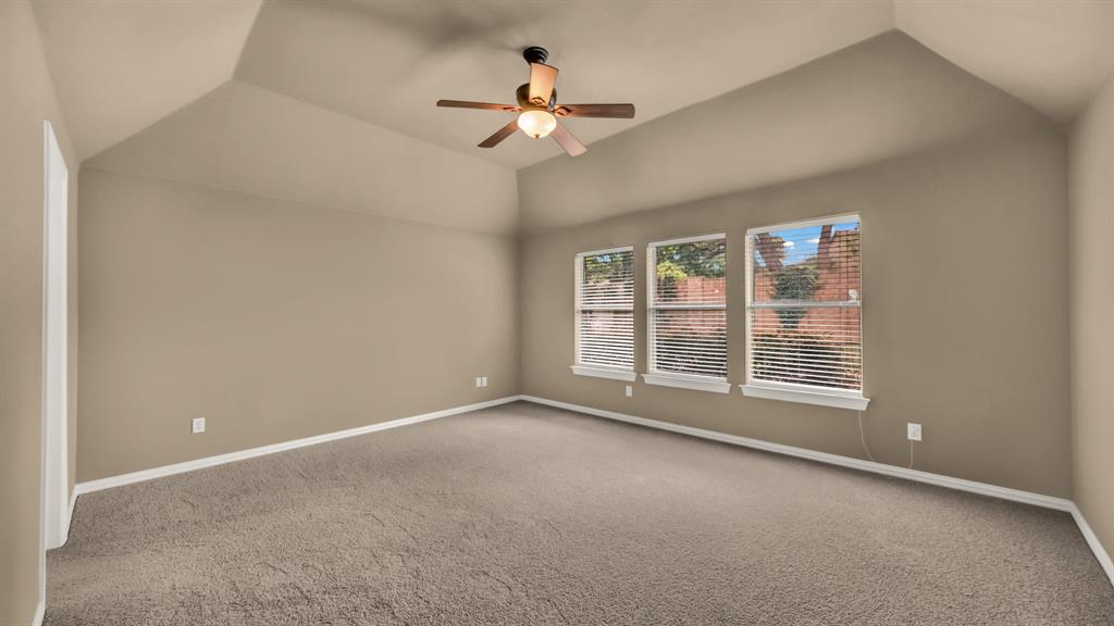 Listing images