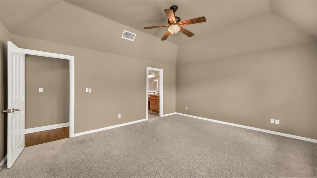 Listing images