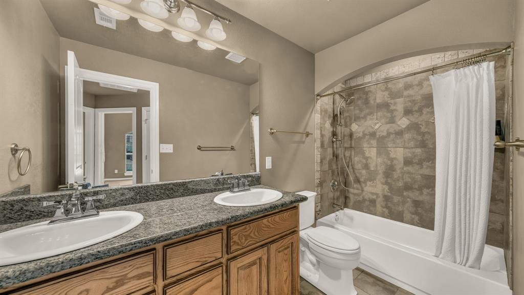 Listing images