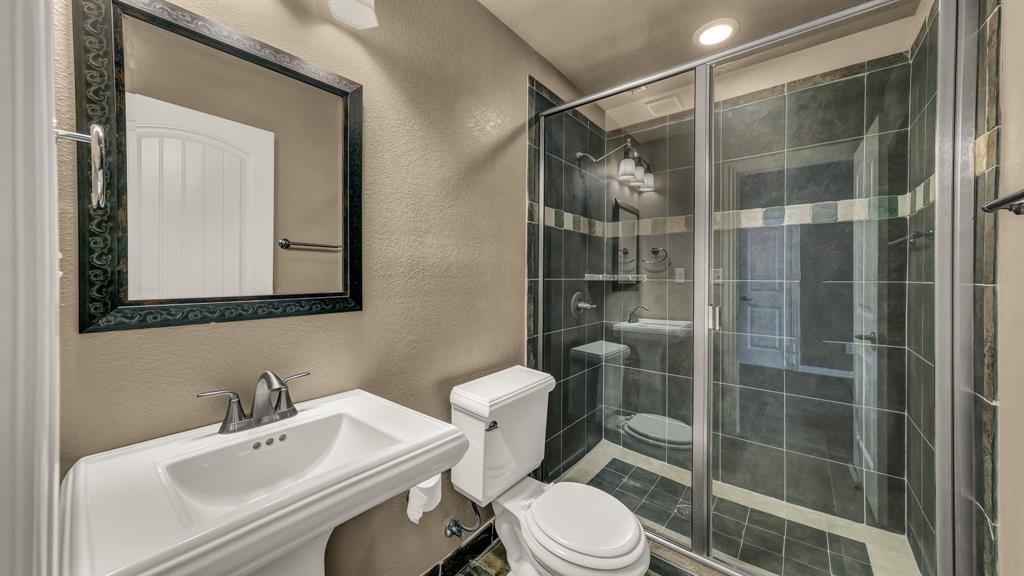 Listing images
