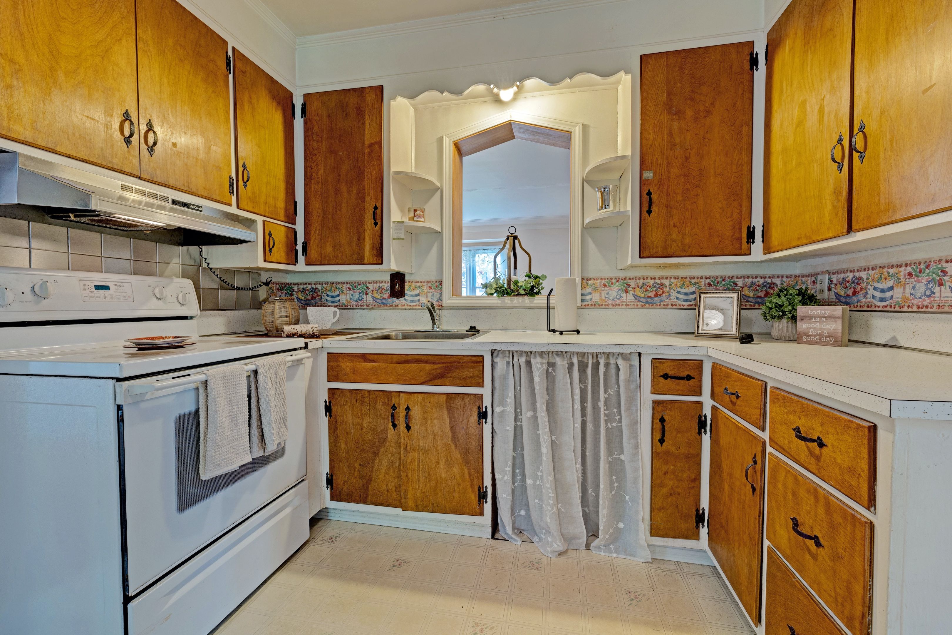 Listing images