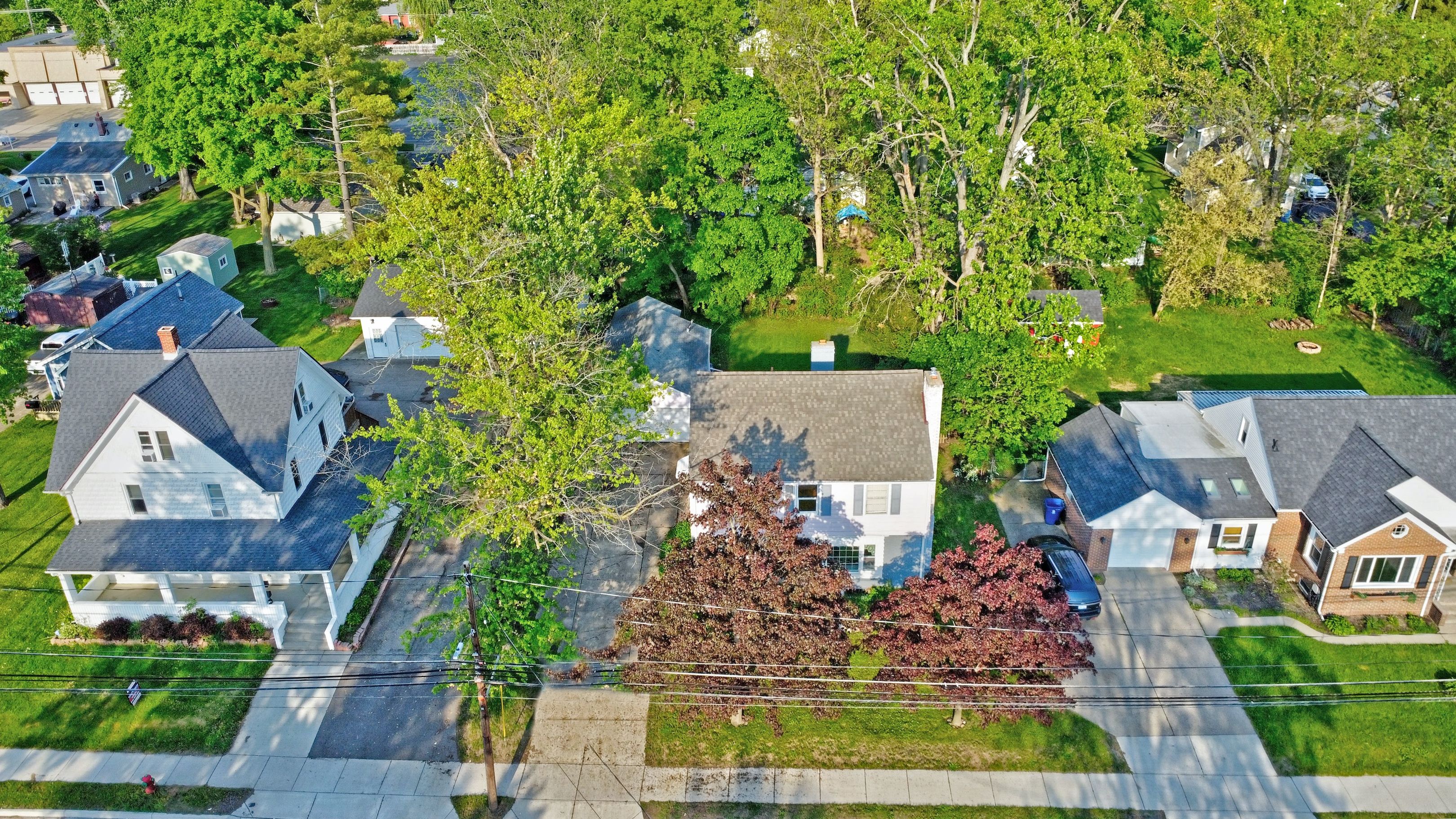 Listing images