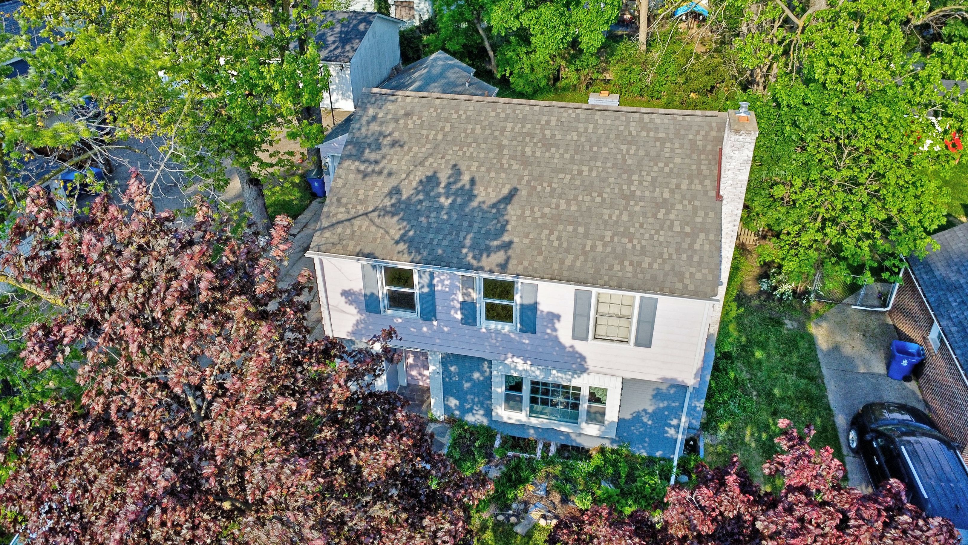 Listing images