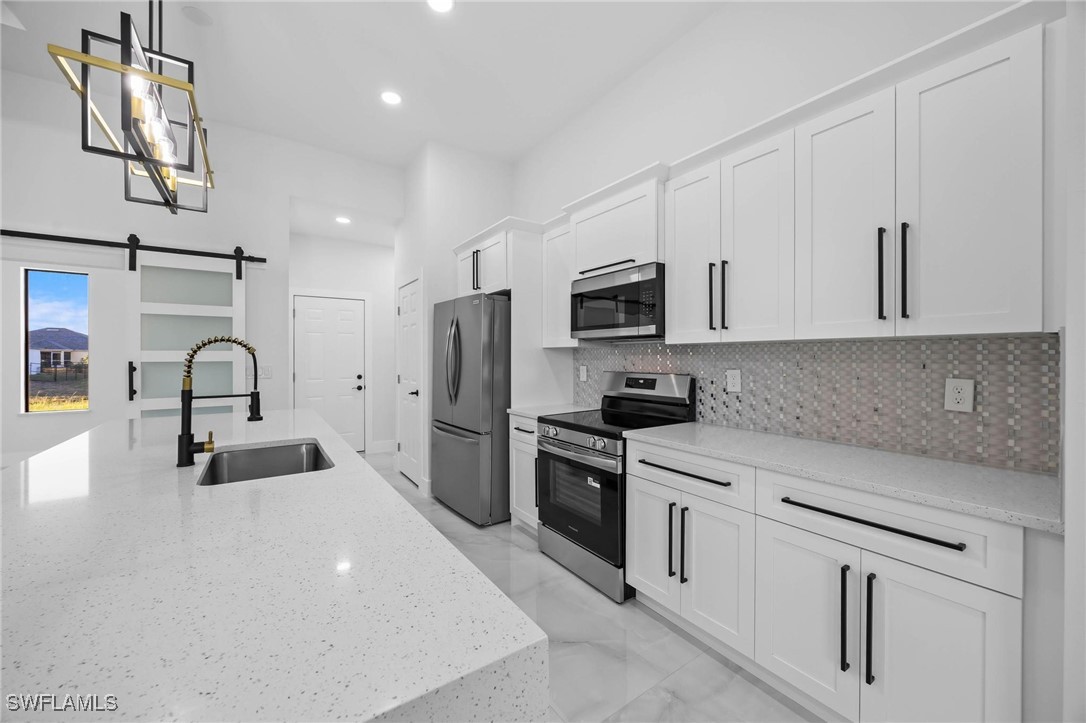 Listing images