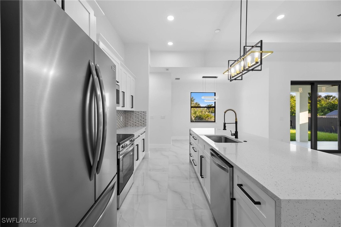 Listing images