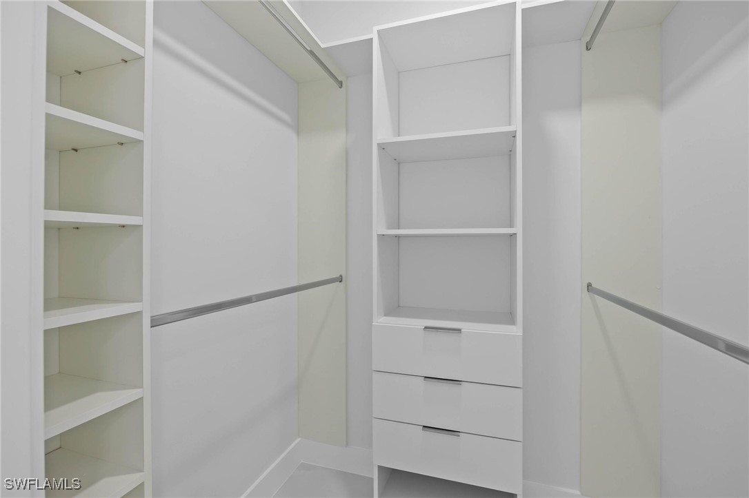 Listing images