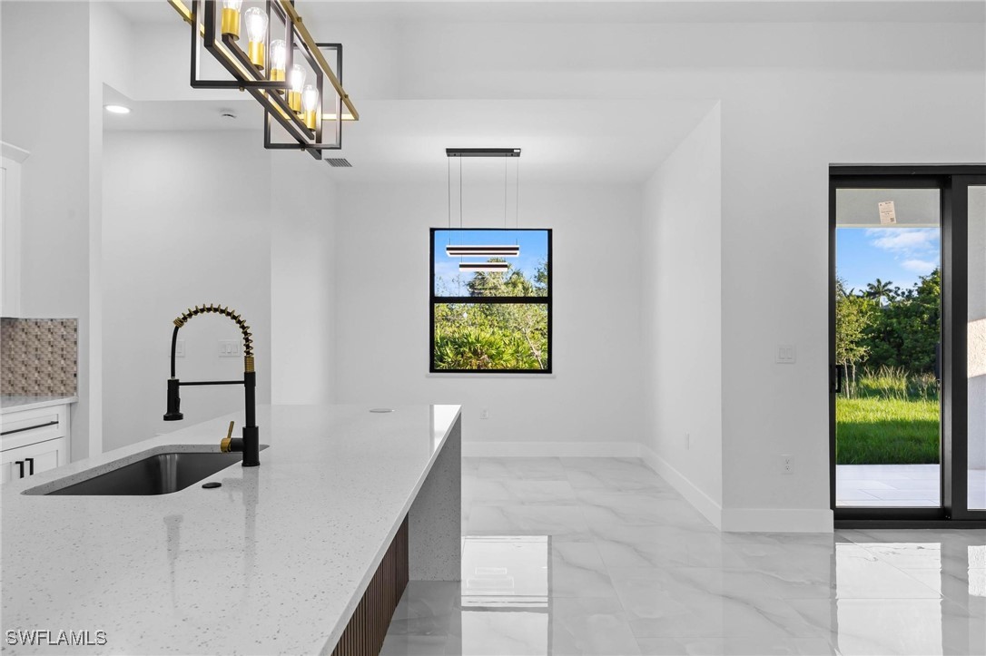 Listing images