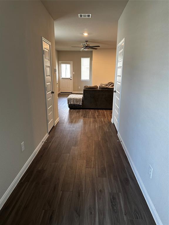 Listing images