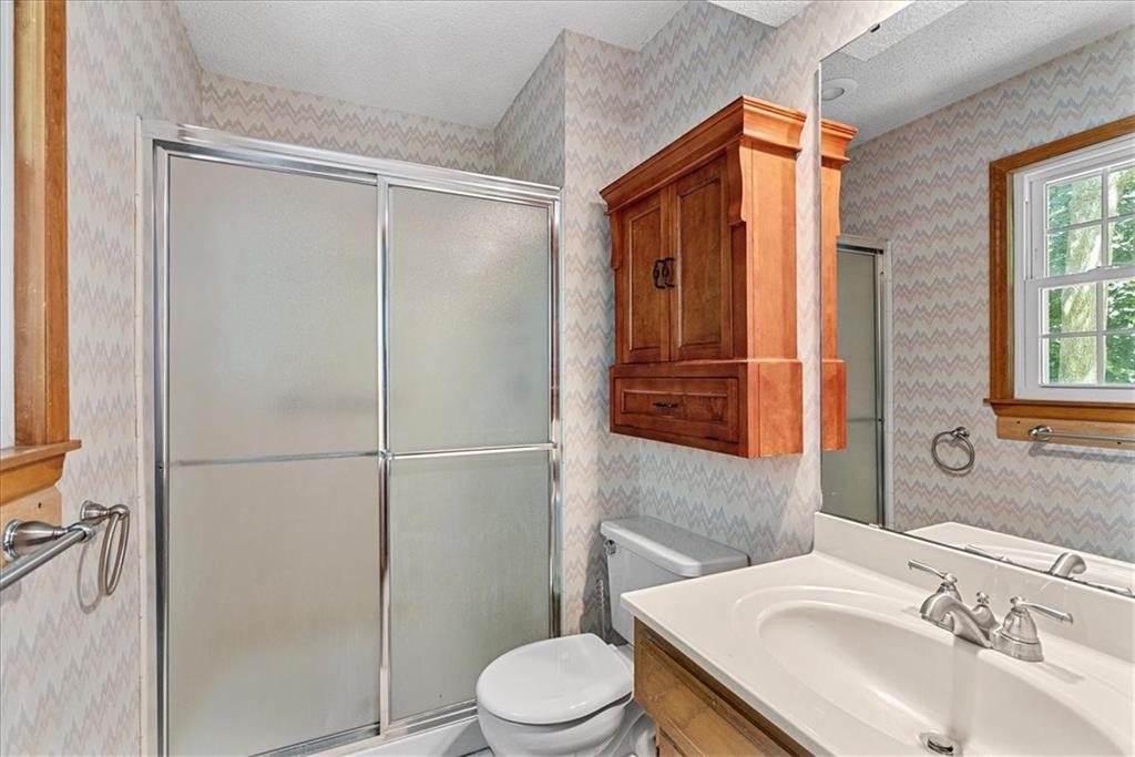 Listing images