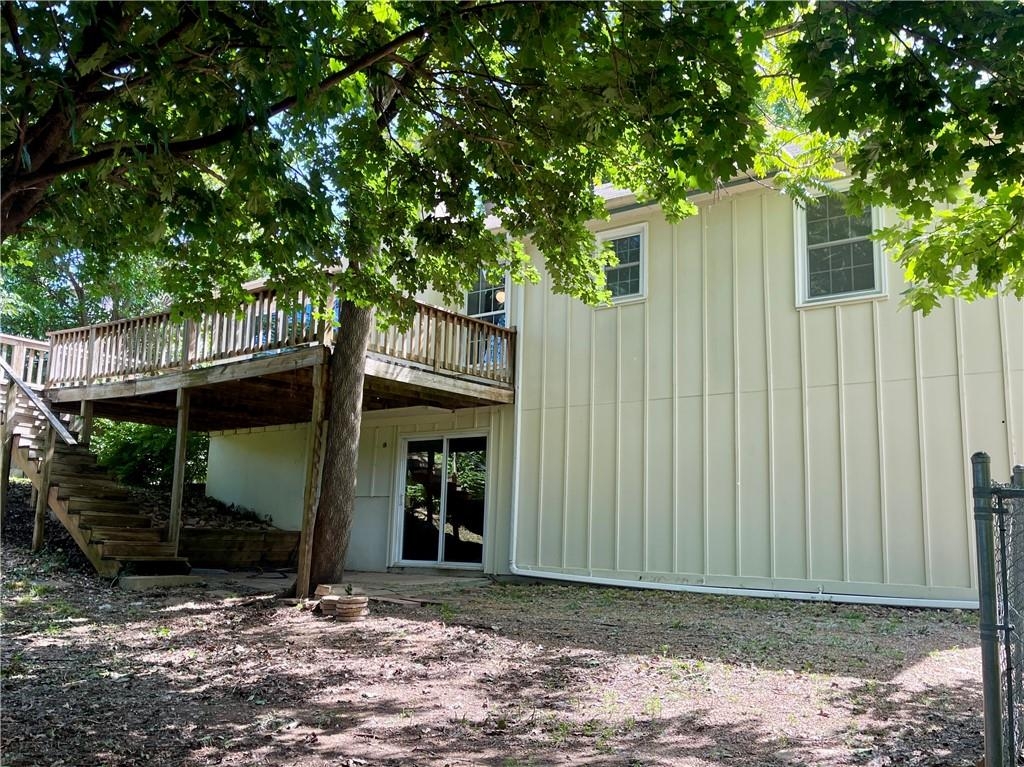 Listing images