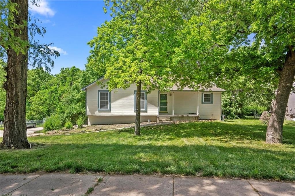 Listing images
