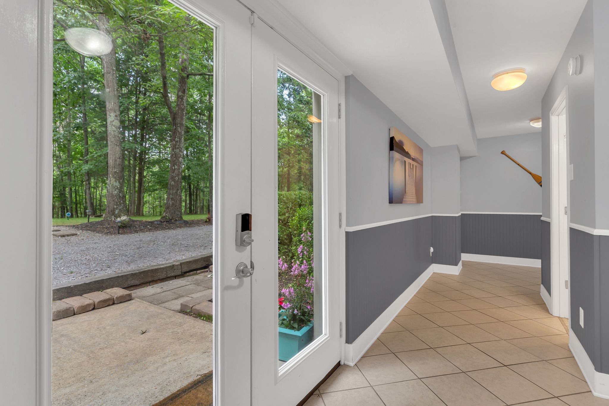 Listing images