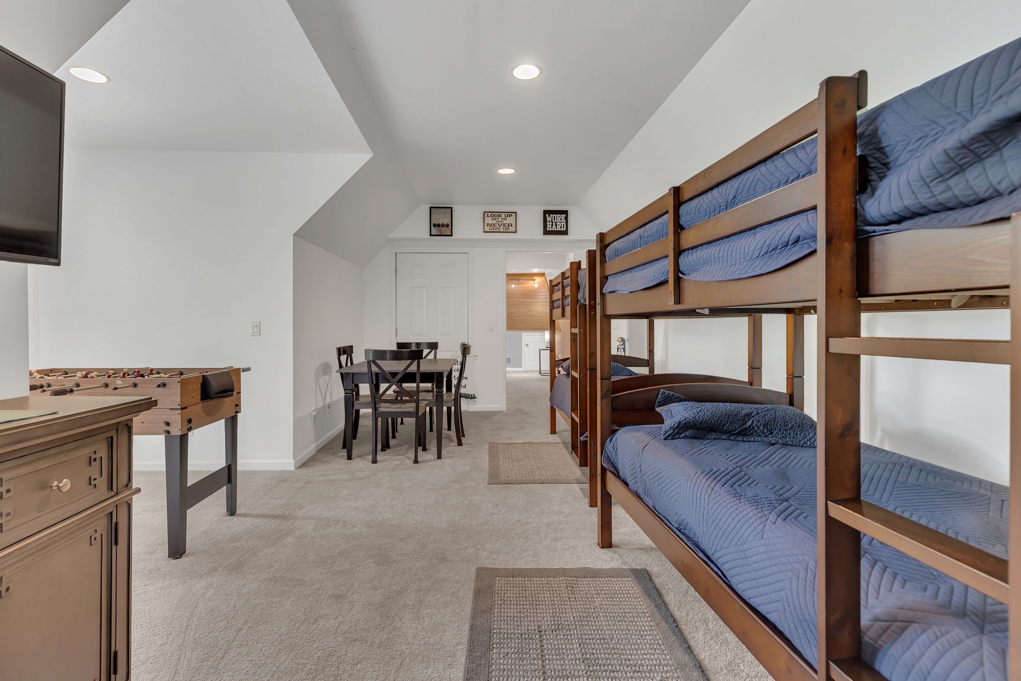 Listing images