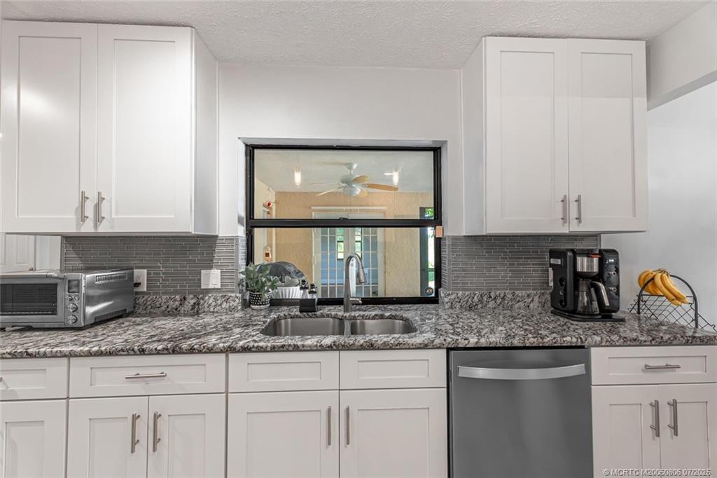 Listing images