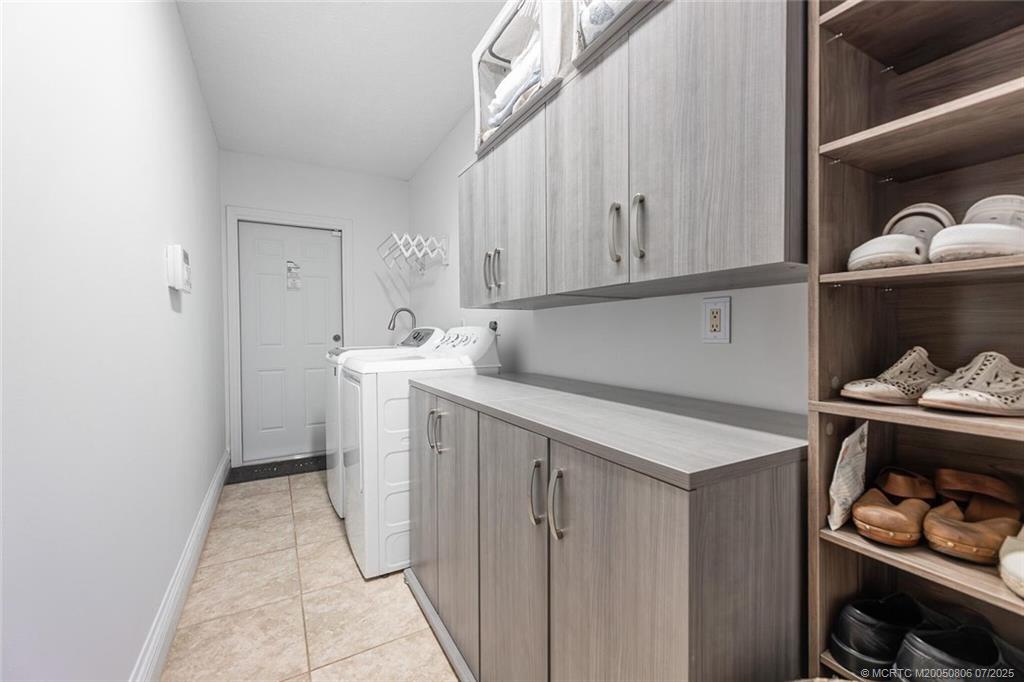 Listing images