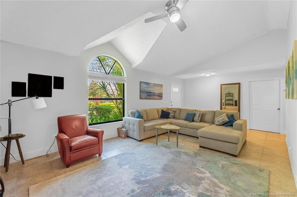 Listing images