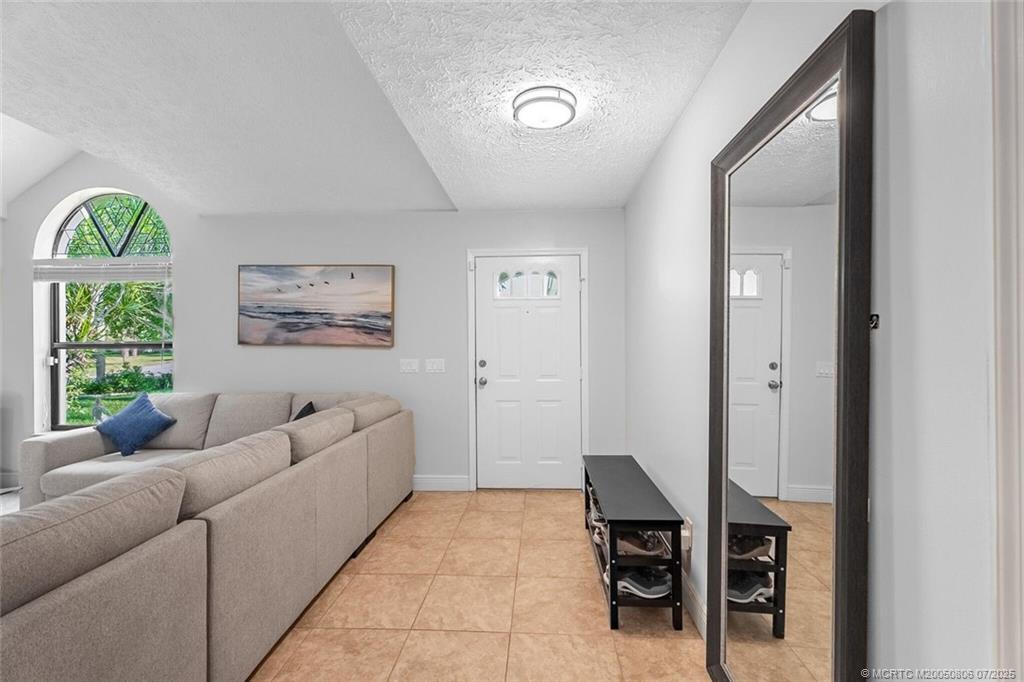 Listing images