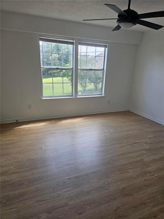 Listing images