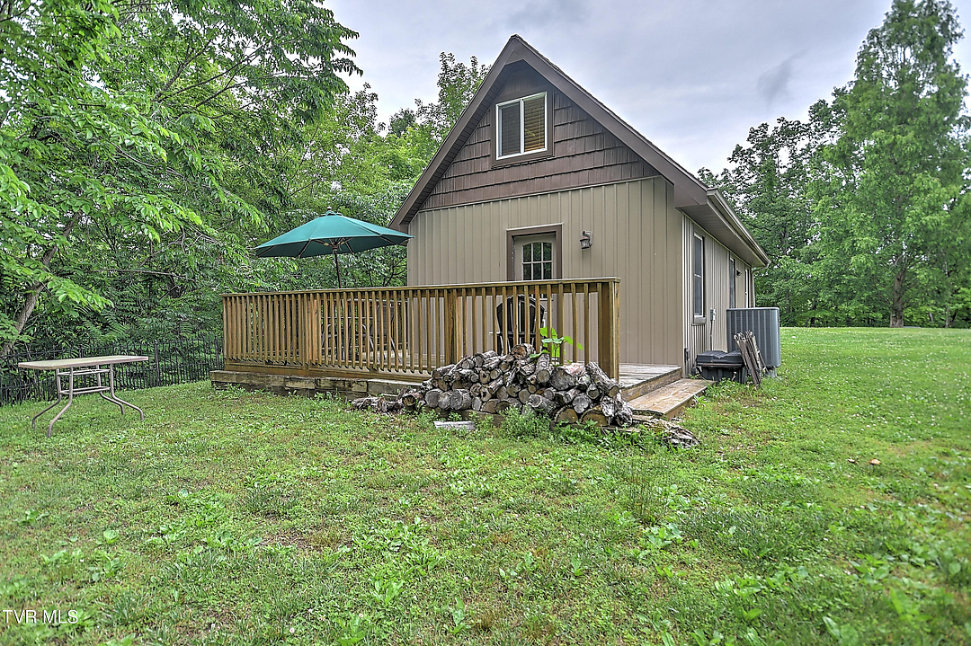 Listing images