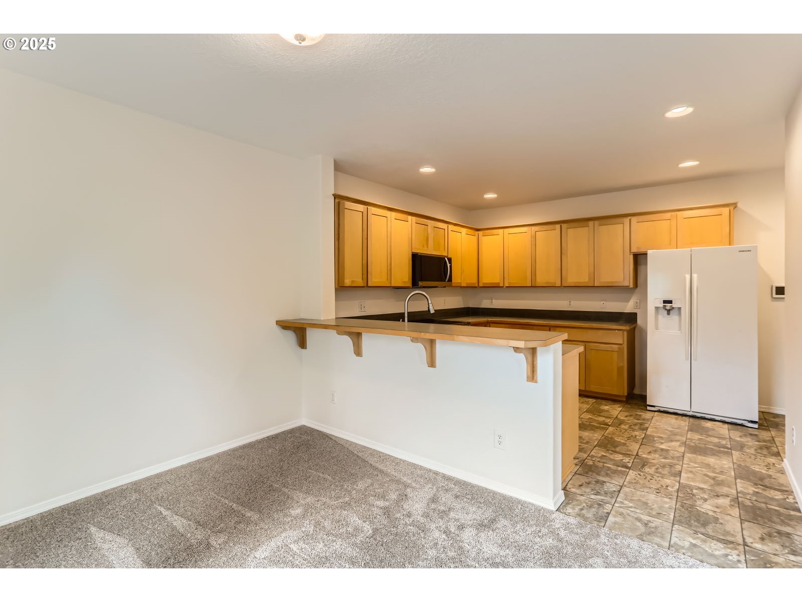Listing images