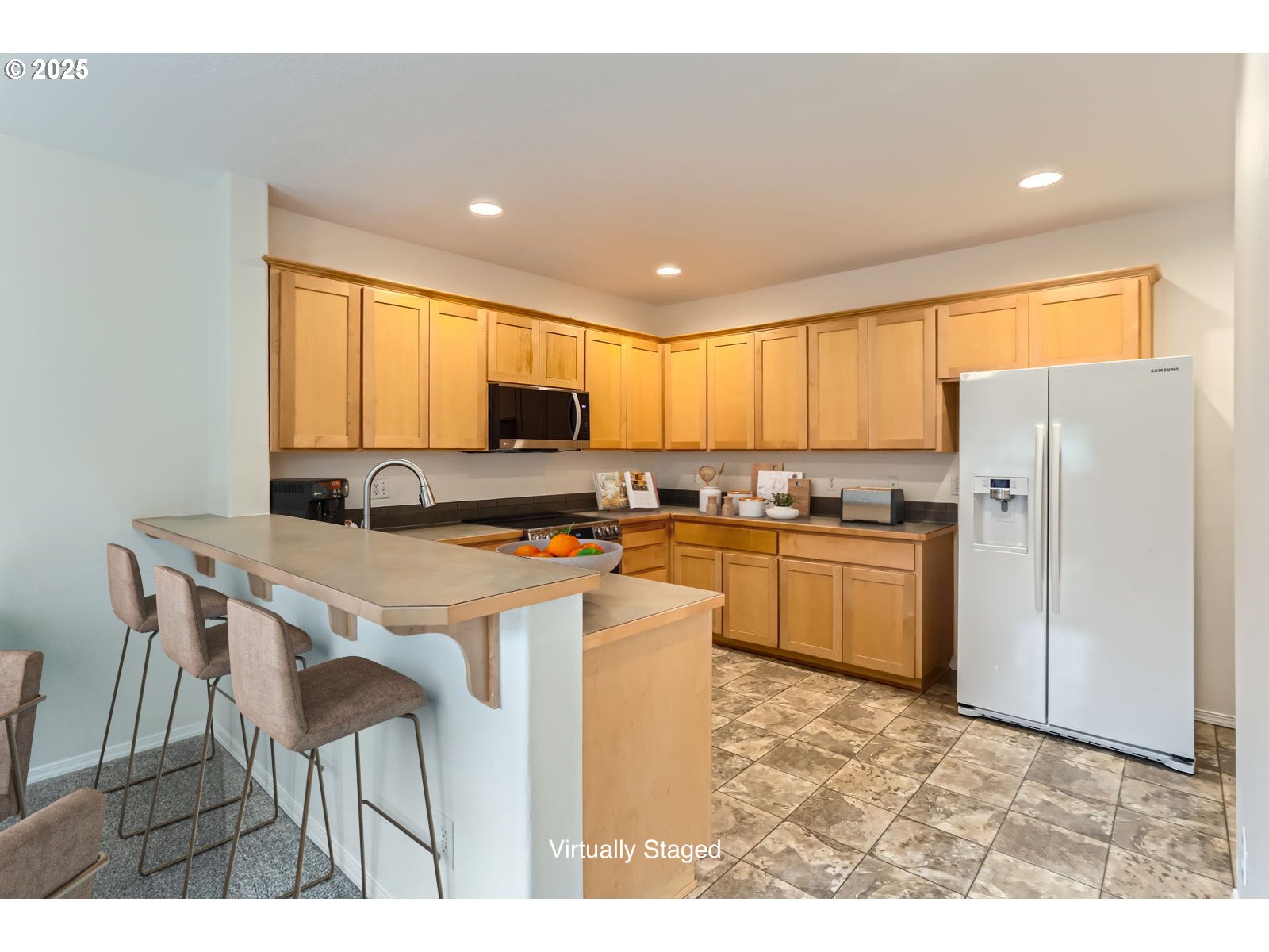 Listing images