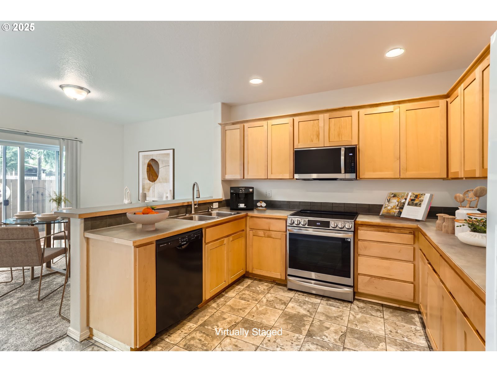 Listing images