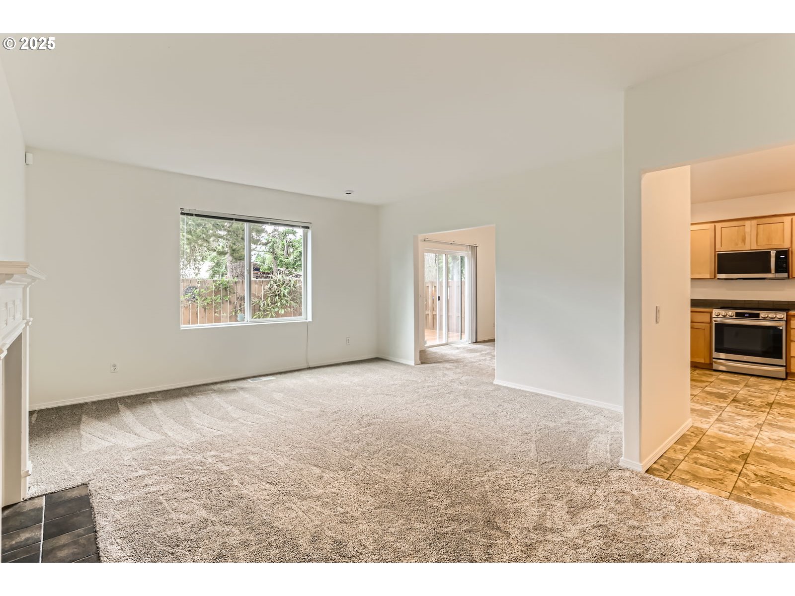 Listing images