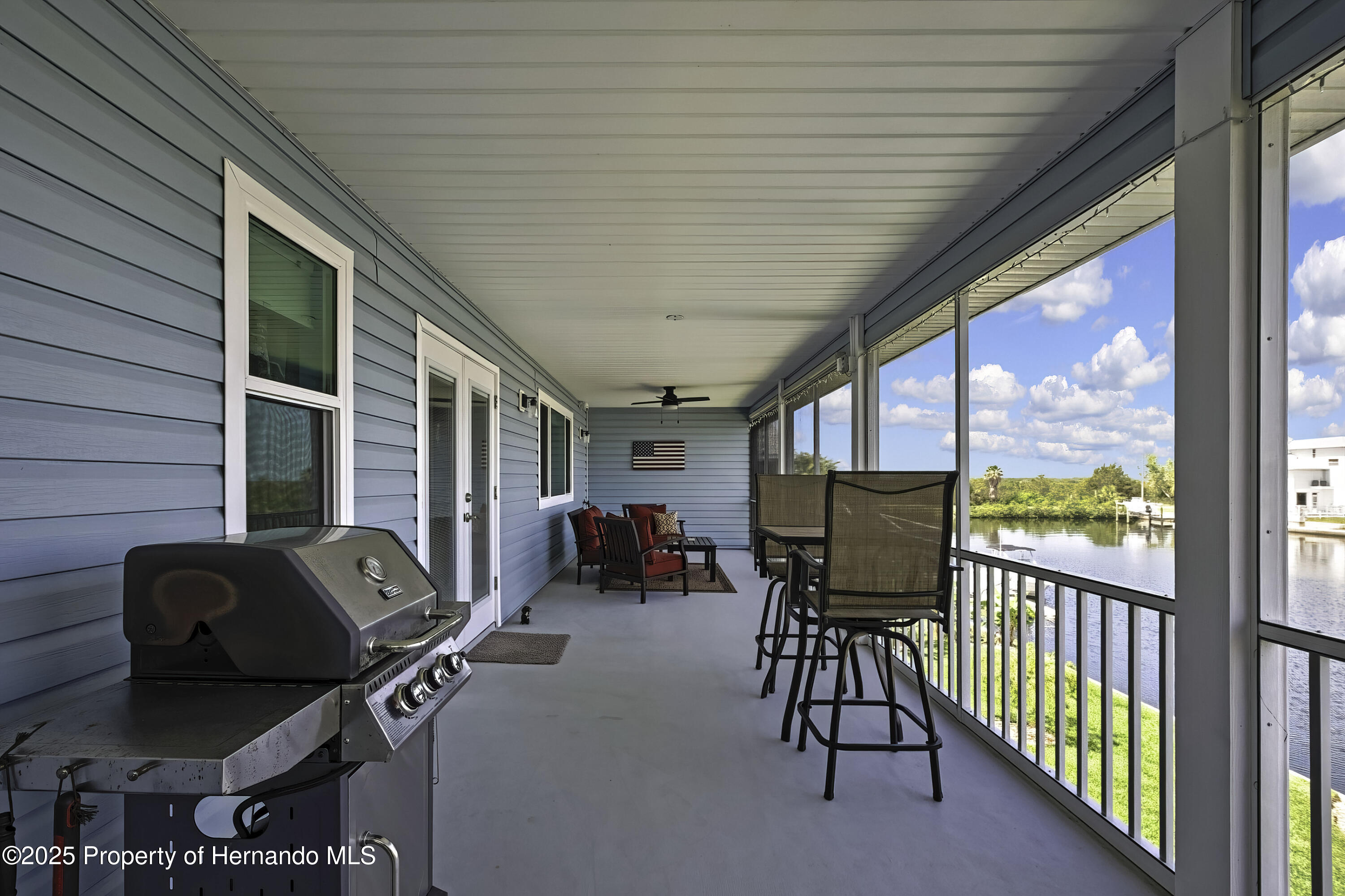 Listing images