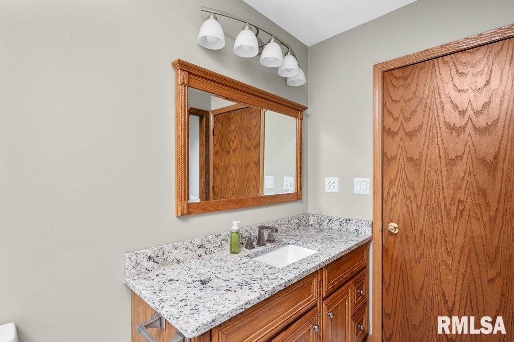 Listing images