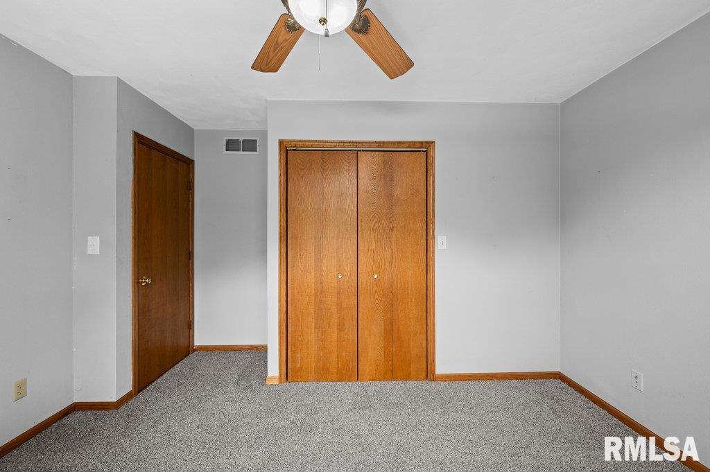 Listing images