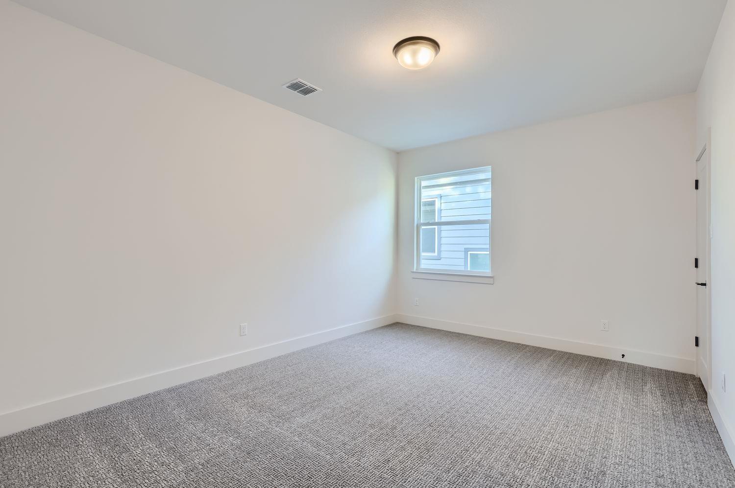 Listing images