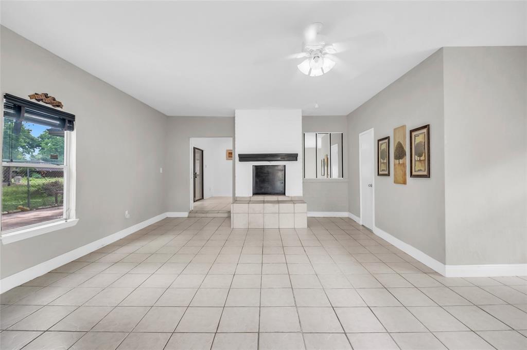 Listing images