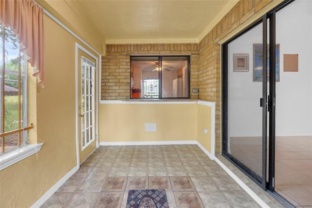 Listing images