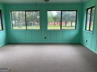 Listing images