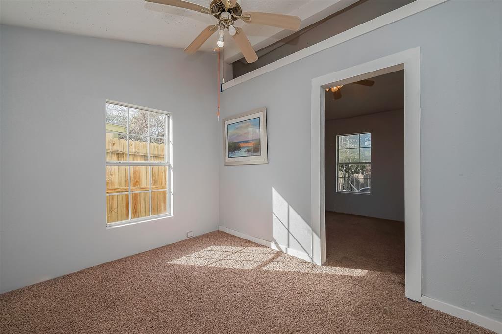 Listing images
