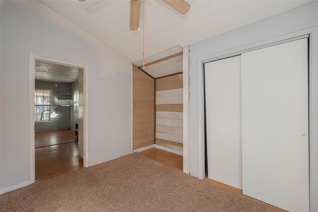 Listing images