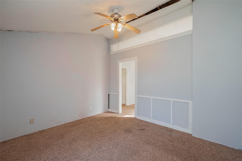 Listing images