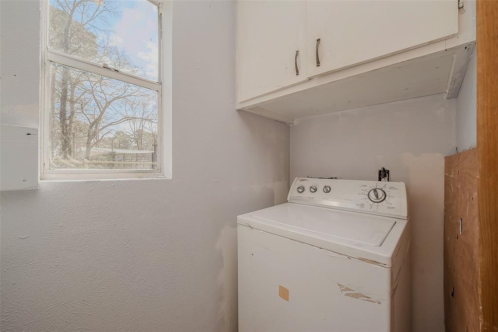 Listing images