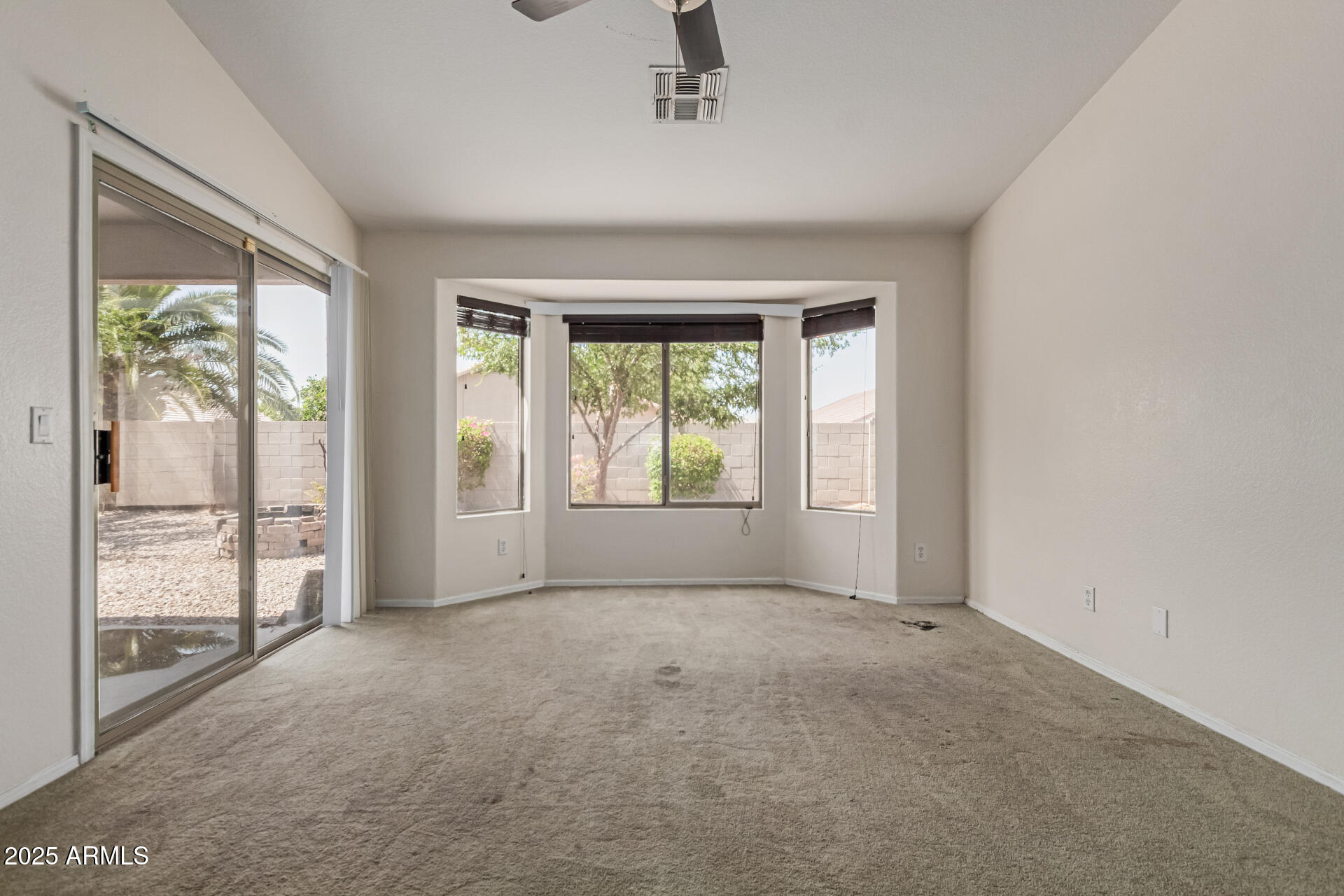 Listing images