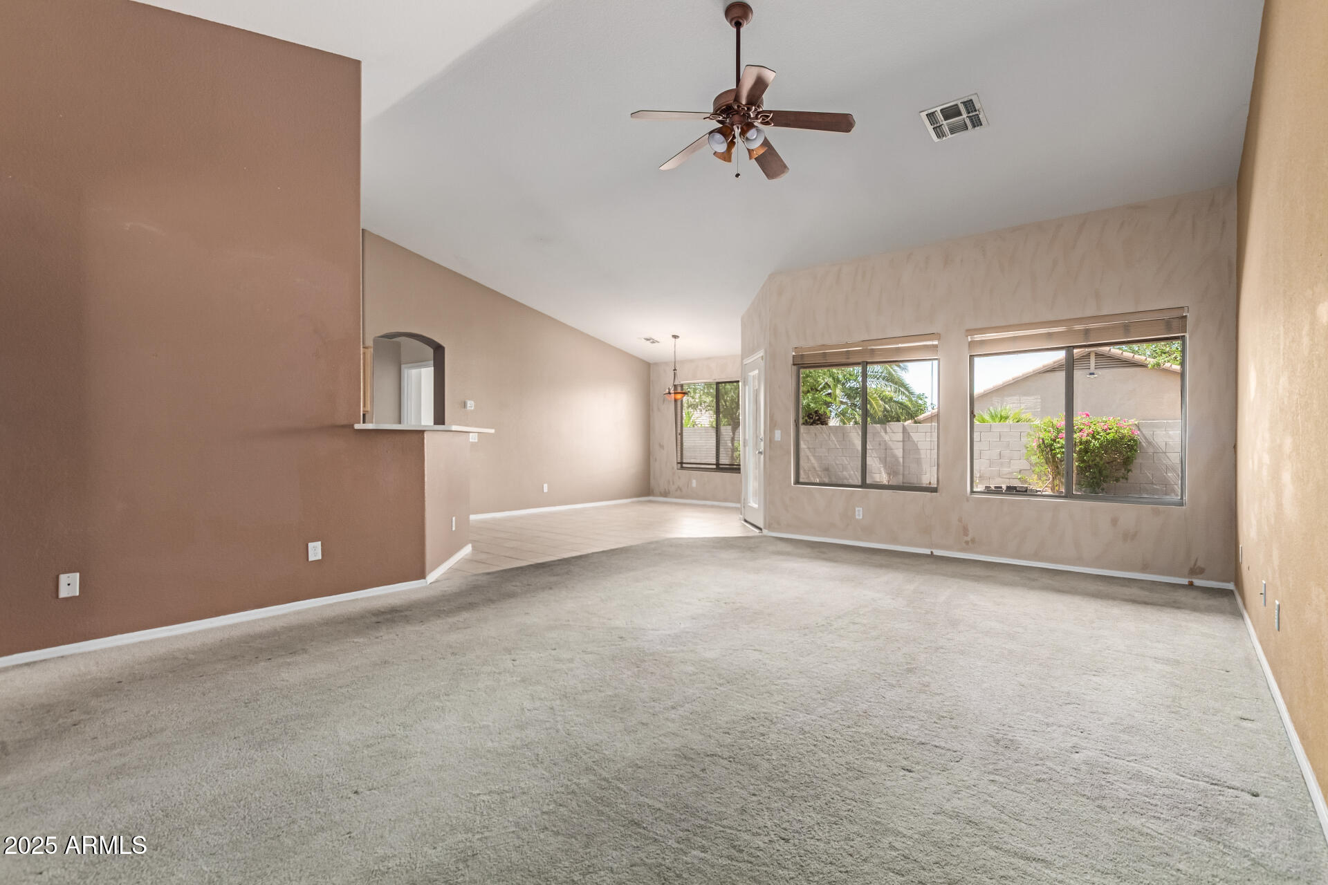 Listing images