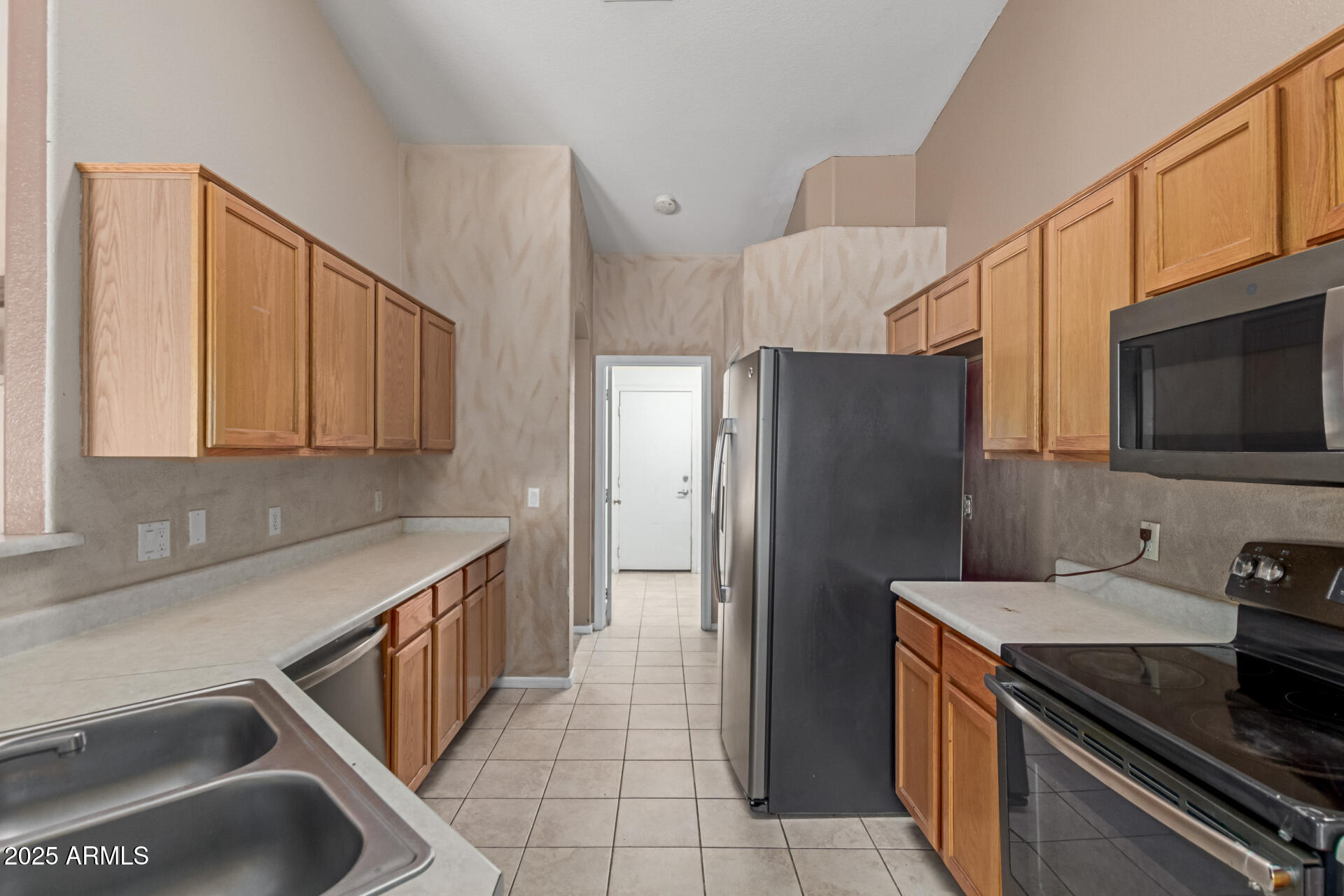 Listing images