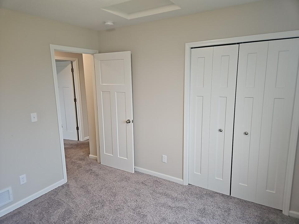Listing images