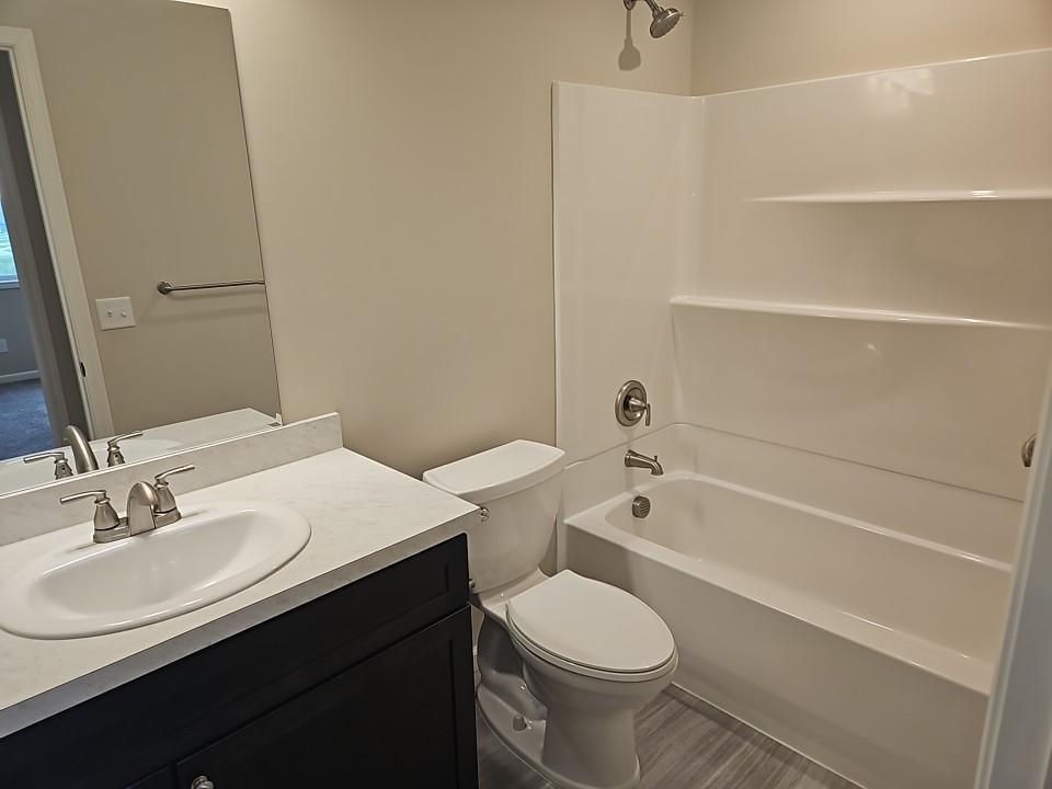 Listing images